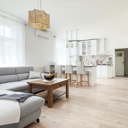 Business & Family Apartment Letna Kosice Bagian luar foto