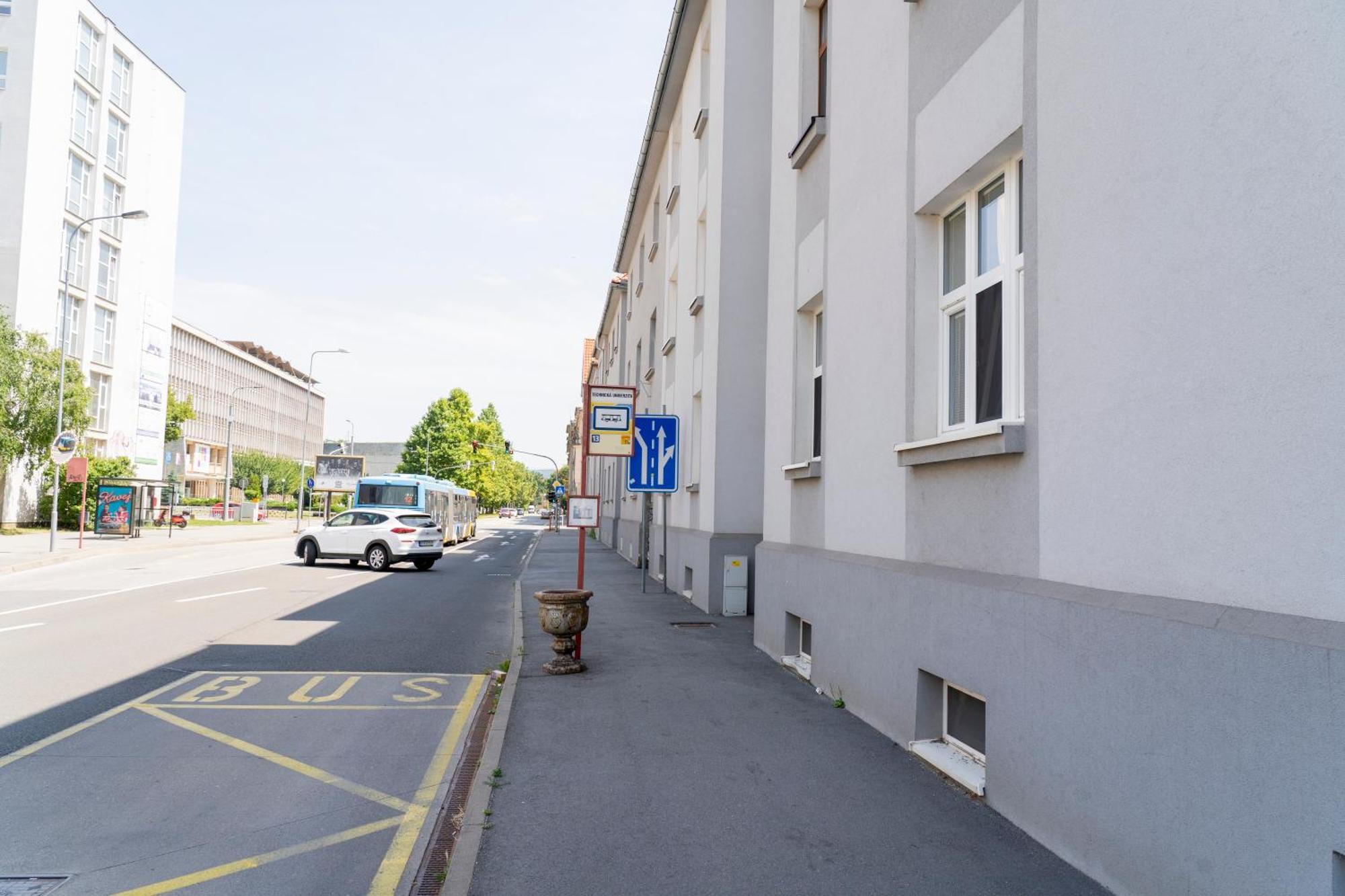 Business & Family Apartment Letna Kosice Bagian luar foto