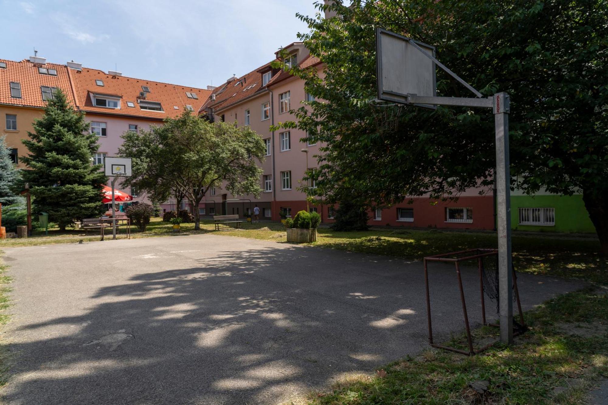 Business & Family Apartment Letna Kosice Bagian luar foto